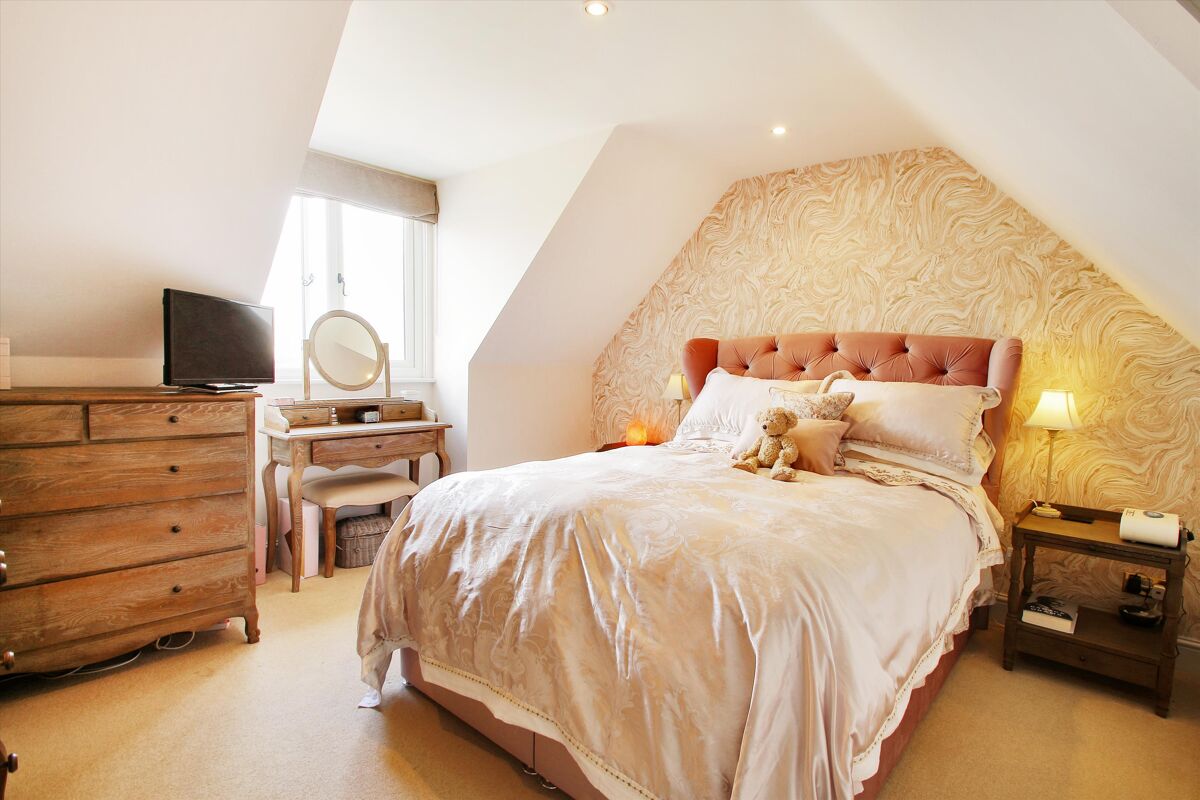 house for sale in North Frith Park, Hadlow, Tonbridge, Kent, TN11