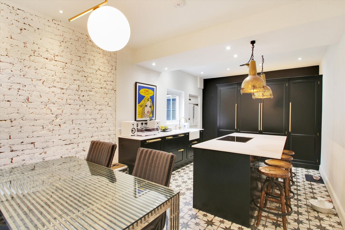 house for sale in Argyle Road, Sevenoaks, Kent, TN13 SEV012139552 Knight Frank