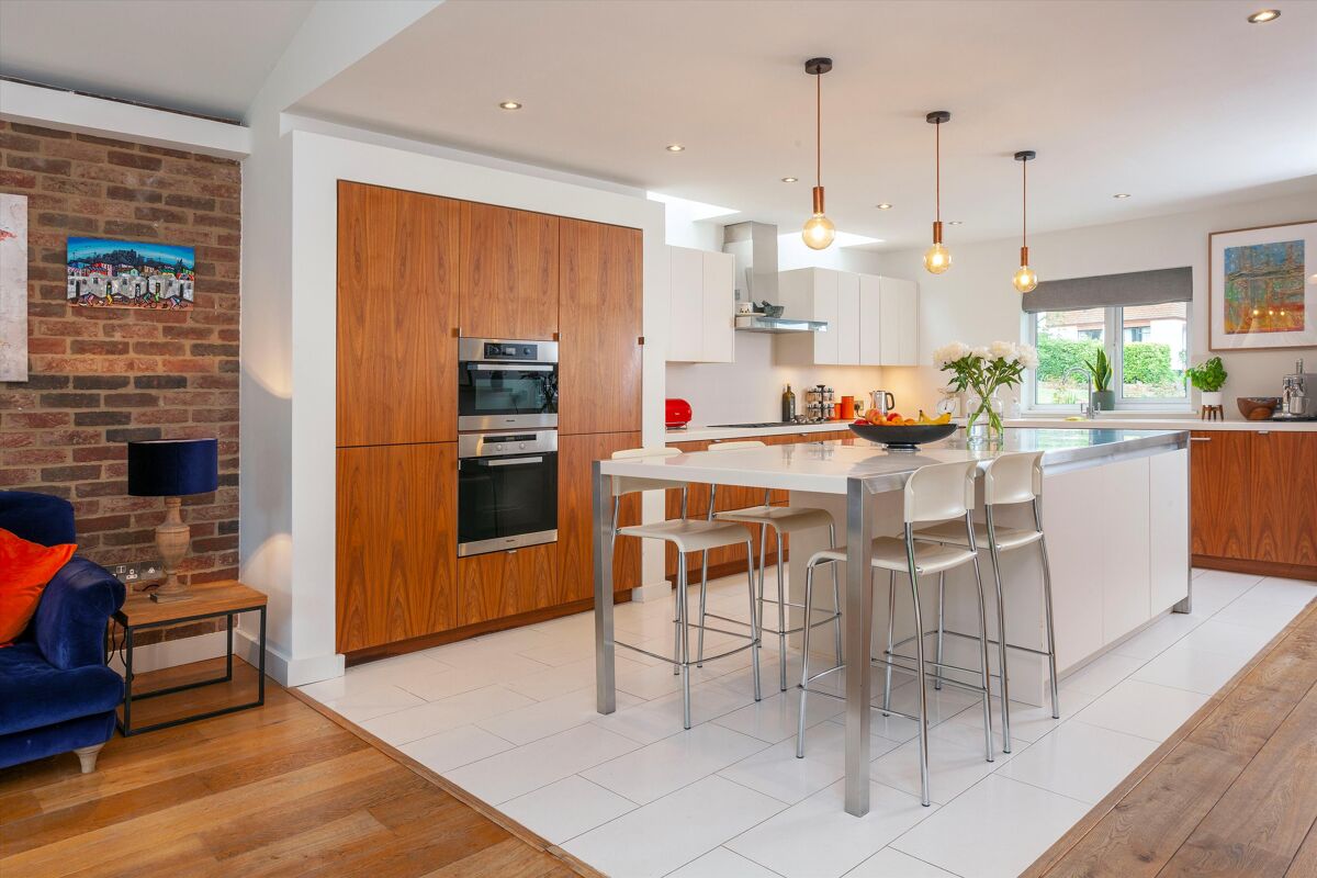 house for sale in Marlborough Crescent, Sevenoaks, Kent, TN13 SEV012140814 Knight Frank