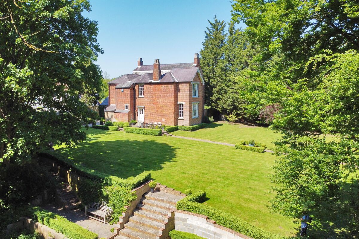 house for sale in Hollingbourne, Kent, ME17 SEV012156839 Knight Frank