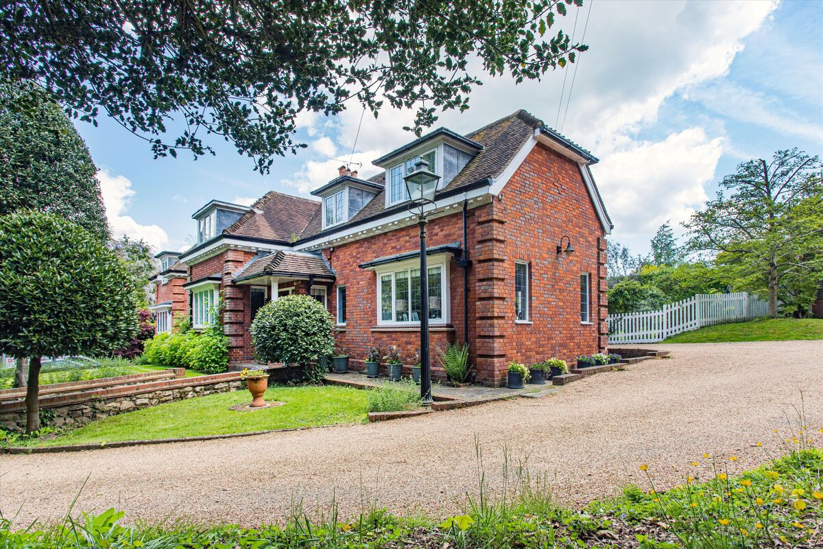 house for sale in Oak Lane, Sevenoaks, Kent, TN13 SEV012165558