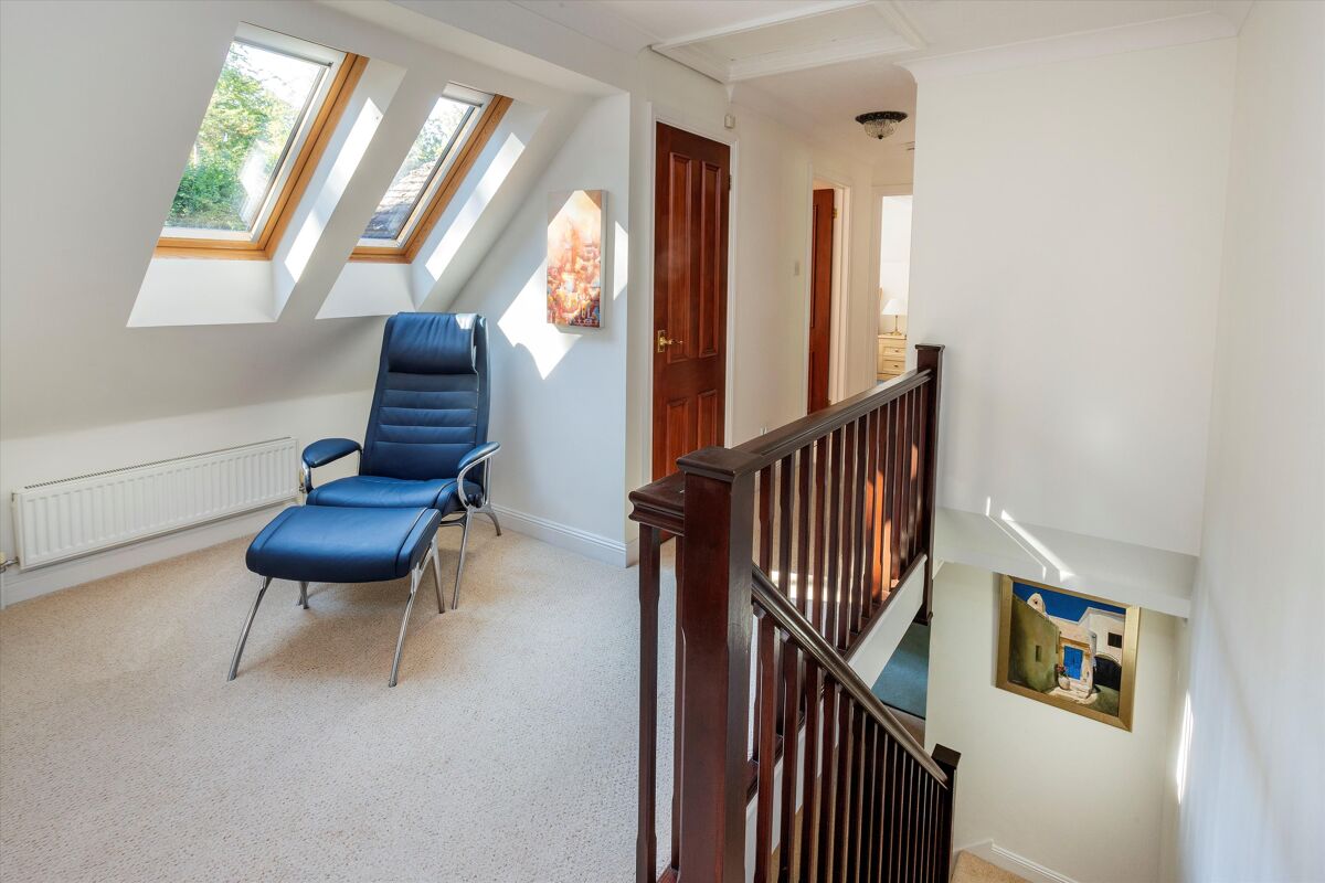 house for sale in Woodside Road, Sevenoaks, Kent, TN13 SEV012185322