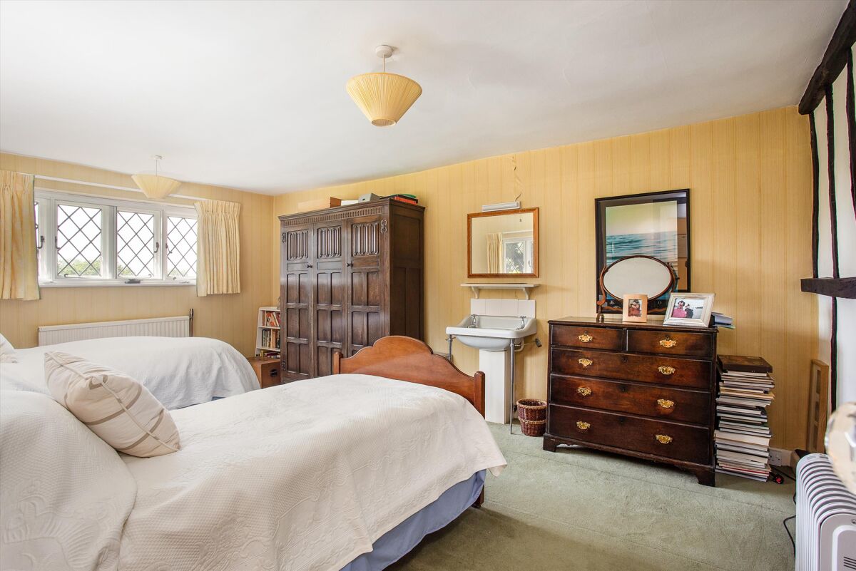 house for sale in Gallants Lane, East Farleigh, Maidstone, Kent, ME15