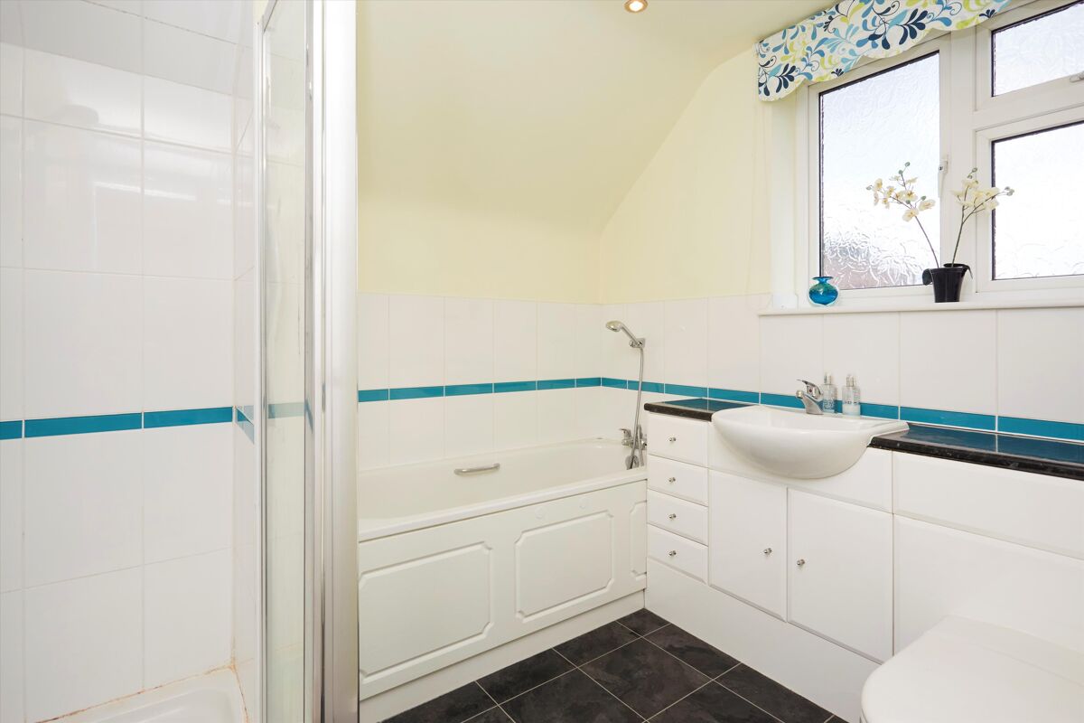 house for sale in Pontoise Close, Sevenoaks, Kent, TN13 SEV012214618