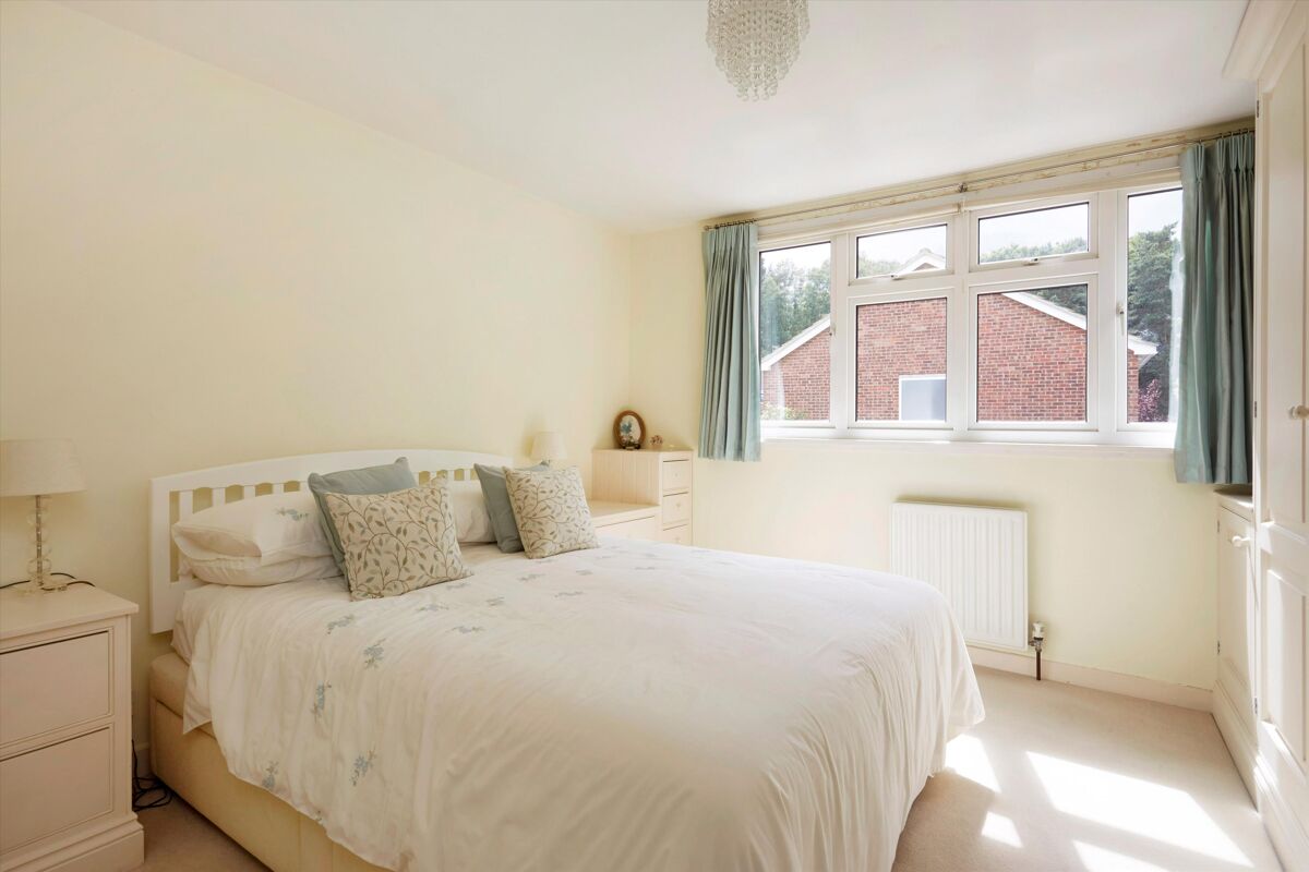 house for sale in Pontoise Close, Sevenoaks, Kent, TN13 - sev012214618 ...