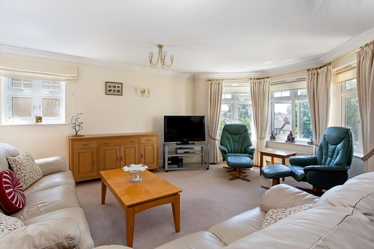 flat for sale in Dartford Road, Sevenoaks, Kent, TN13 SEV012224672