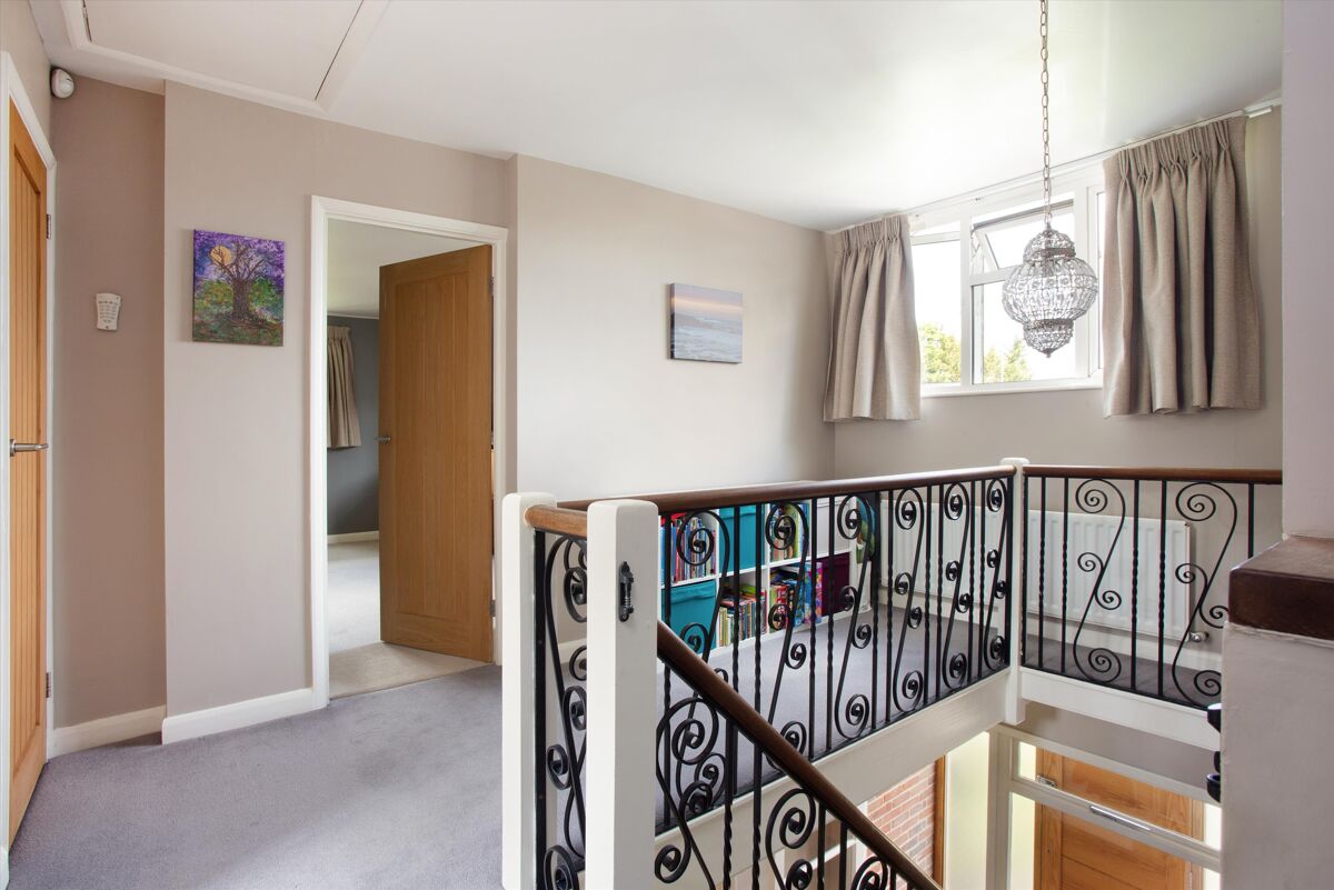 house for sale in St. Marys Drive, Sevenoaks, Kent, TN13 SEV012248654