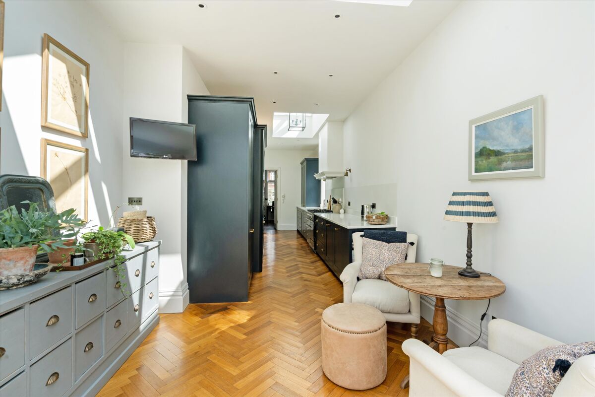 house for sale in Yardley Park Road, Tonbridge, Kent, TN9