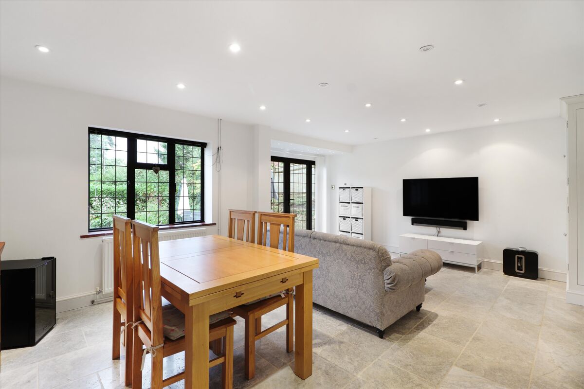 house for sale in Woodhurst Lane, Oxted, Surrey, RH8 SEV012285571