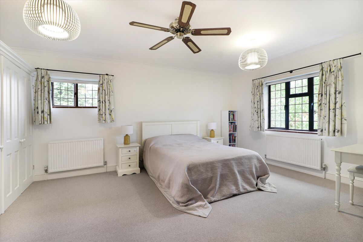 house for sale in Woodhurst Lane, Oxted, Surrey, RH8 SEV012285571