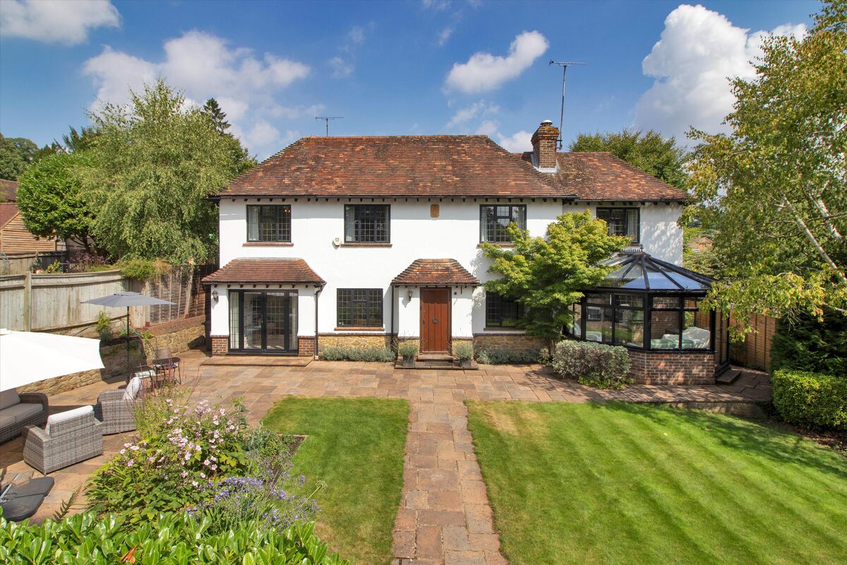 house for sale in Woodhurst Lane, Oxted, Surrey, RH8 SEV012285571