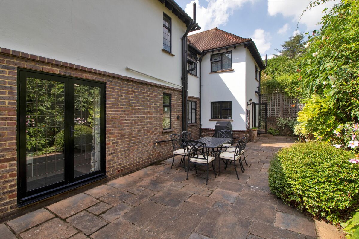 house for sale in Woodhurst Lane, Oxted, Surrey, RH8 SEV012285571
