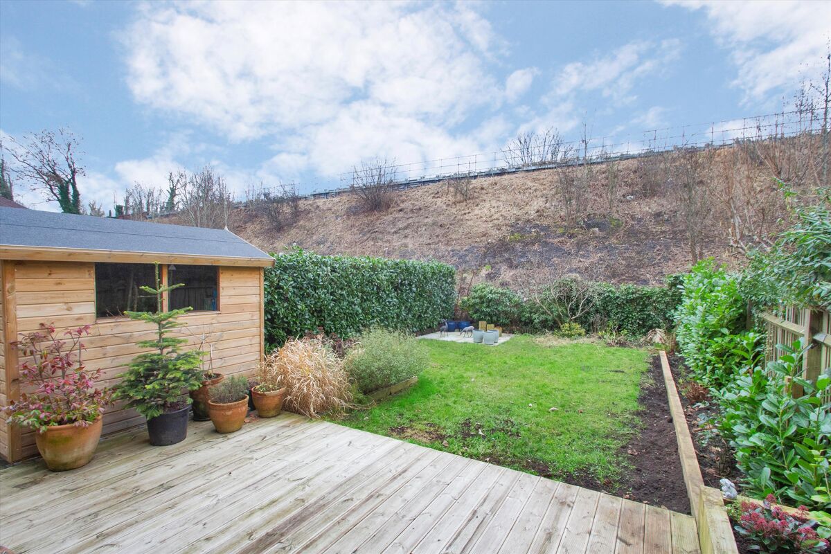 house for sale in Darenth Lane, Dunton Green, Sevenoaks, Kent, TN13