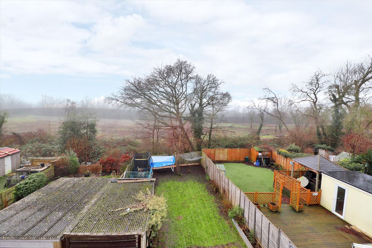 house for sale in Castle Drive, Kemsing, Sevenoaks, Kent, TN15