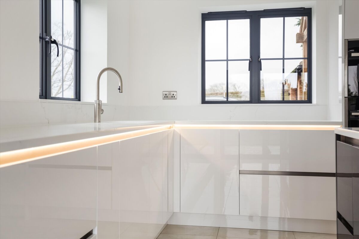 house for sale in Dean Street, East Farleigh, Maidstone, Kent, ME15