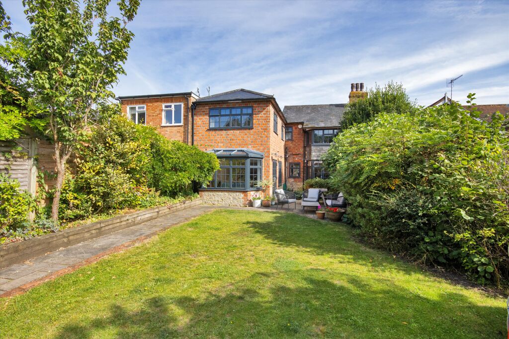Image of The Street, Plaxtol, Sevenoaks, TN15