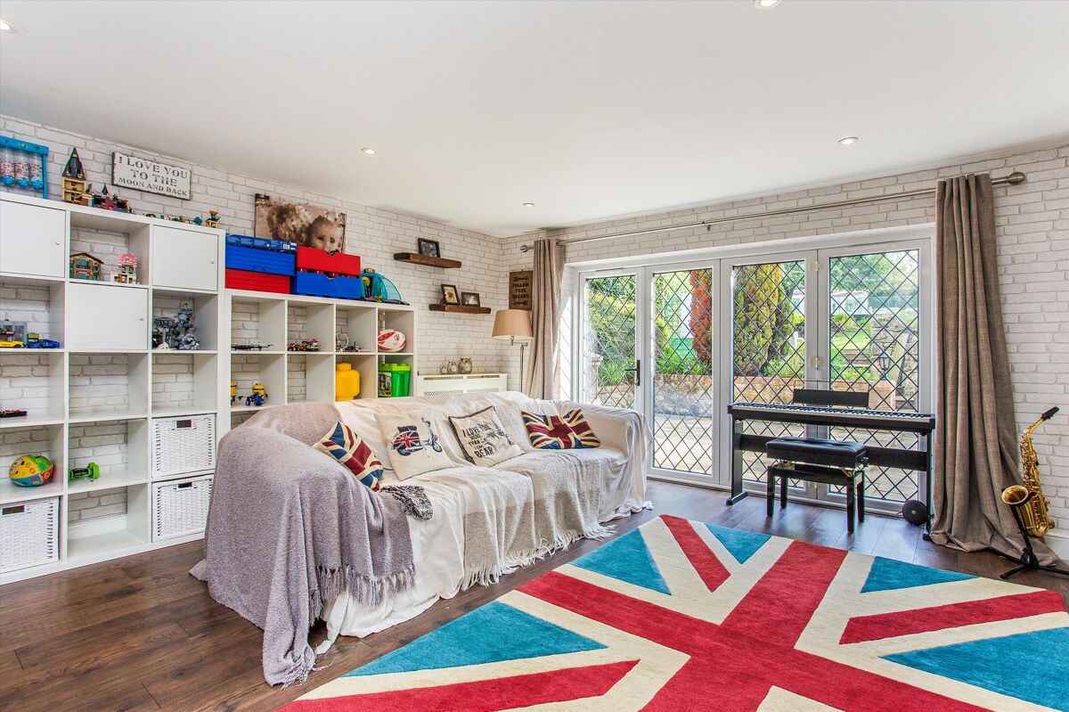 house for sale in St. Leonards Street, West Malling, ME19