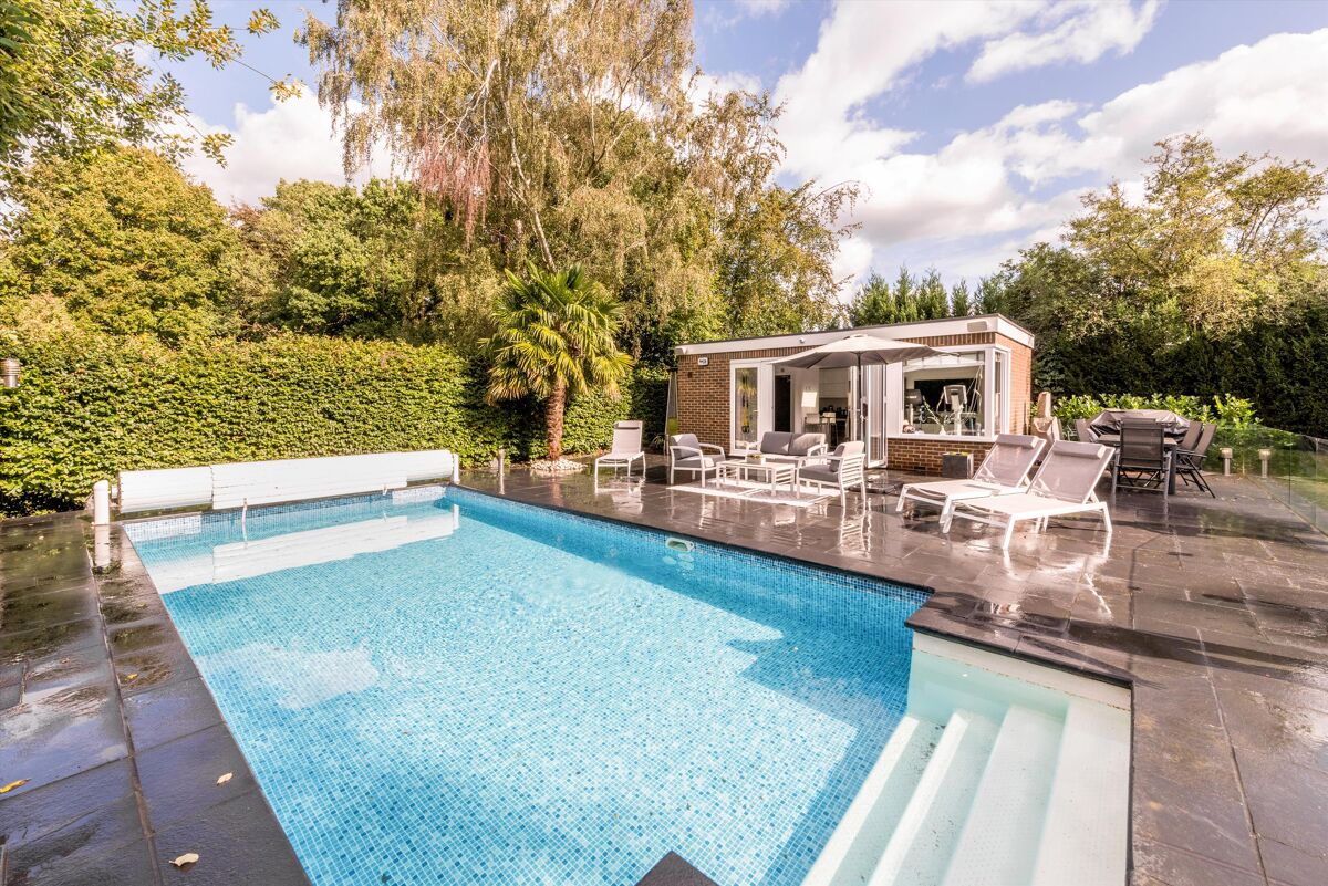 house for sale in St. Leonards Street, West Malling, ME19