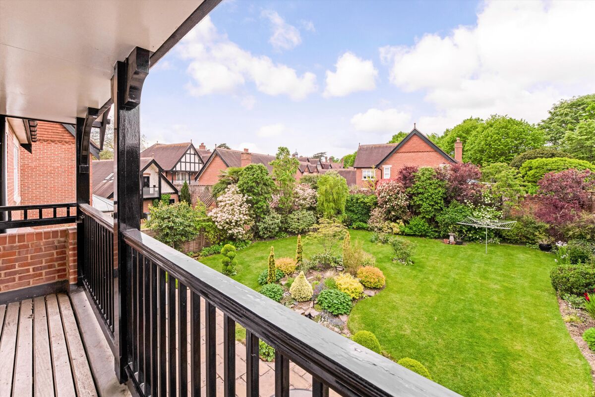 house for sale in North Frith Park, Hadlow, Tonbridge, Kent, TN11