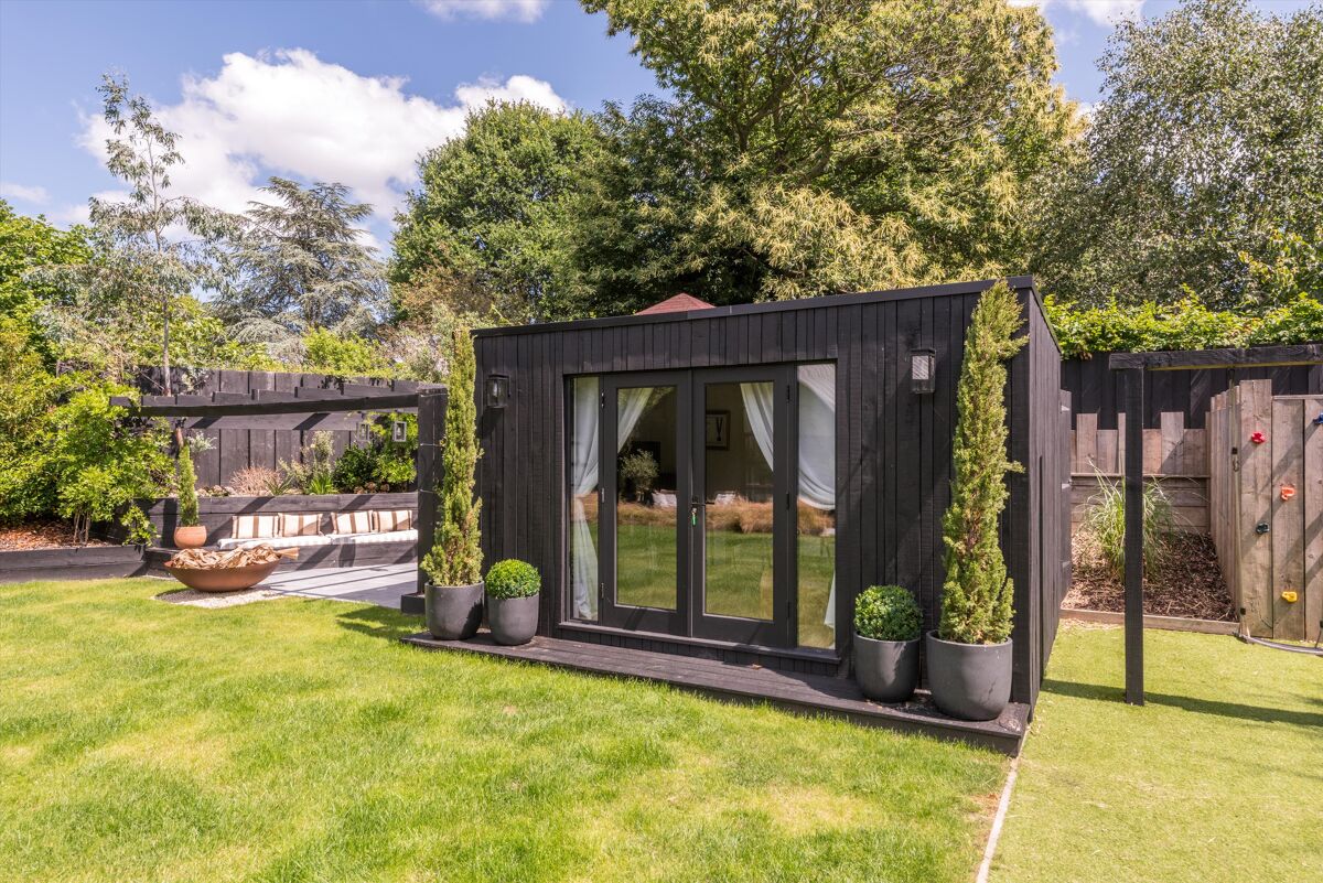 house for sale in Wateringbury Road, East Malling, West Malling, Kent