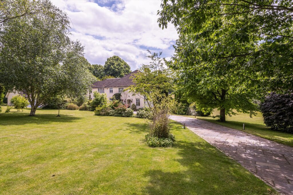 Image of Wildernesse Avenue, Seal, Sevenoaks, Kent, TN15.