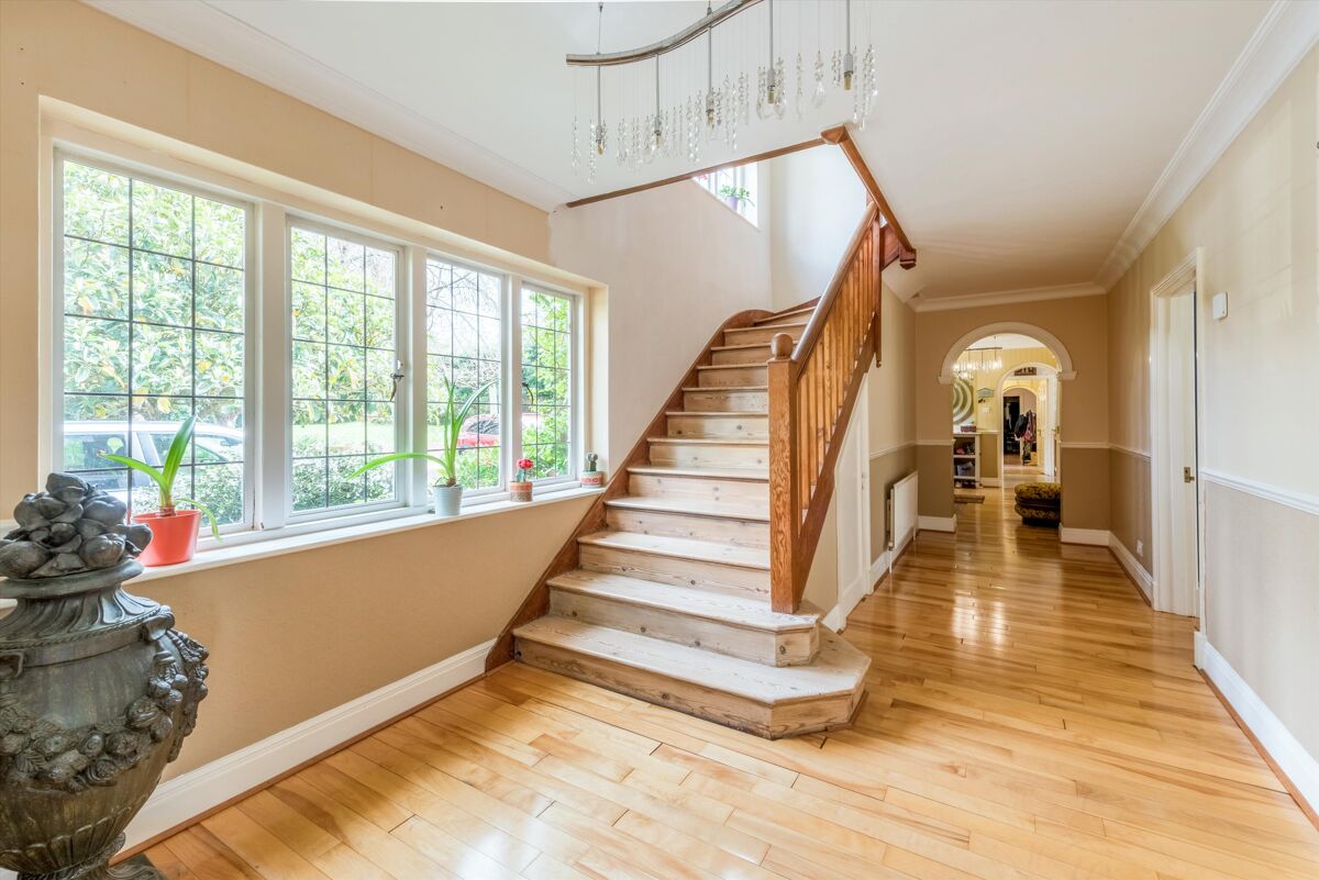 house for sale in Wildernesse Avenue, Sevenoaks, Kent, TN15