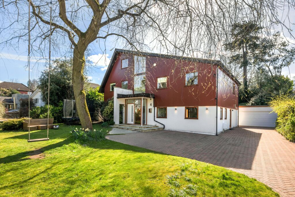 Image of Pineneedle Lane, Sevenoaks, Kent TN13