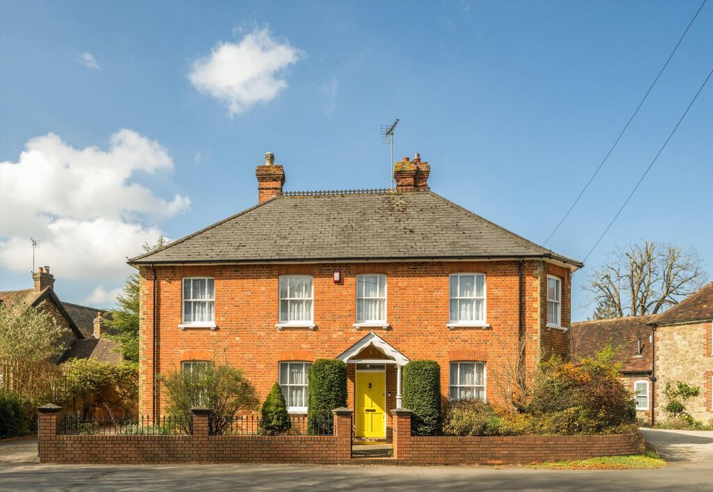 Image of High Cross Road, Ivy Hatch, Sevenoaks, Kent, TN15