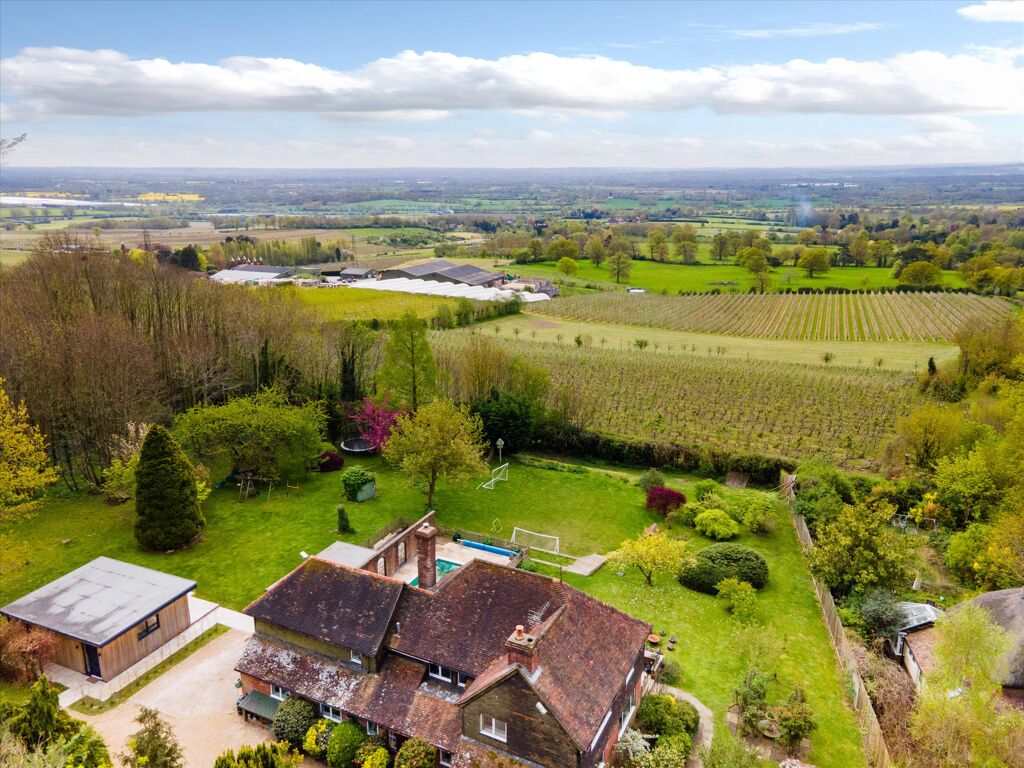 Image of Hunton Hill, Hunton, Maidstone, Kent, ME15
