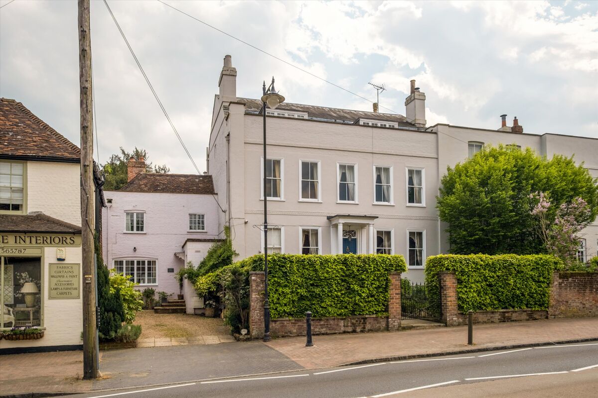 house-for-sale-in-high-street-brasted-westerham-kent-tn16