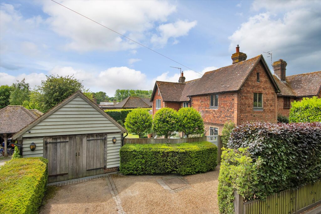 Image of High Street, Leigh, Tonbridge, Kent TN11