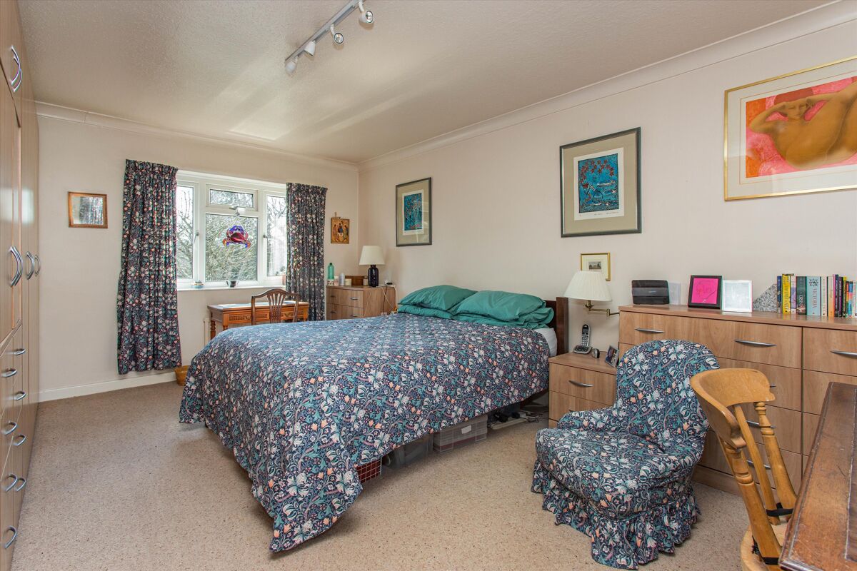 house for sale in Marlborough Crescent, Sevenoaks, Kent, TN13