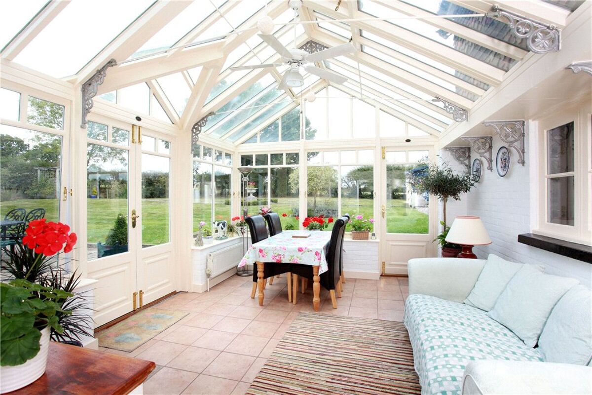 house for sale in Riding Lane, Hildenborough, Tonbridge, Kent, TN11 SEV110308 Knight Frank