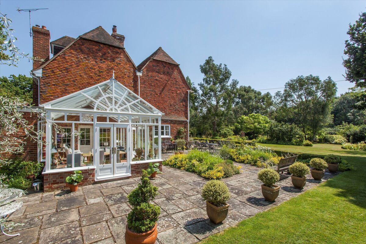 house for sale in Mote Road, Shipbourne, Tonbridge, Kent, TN11