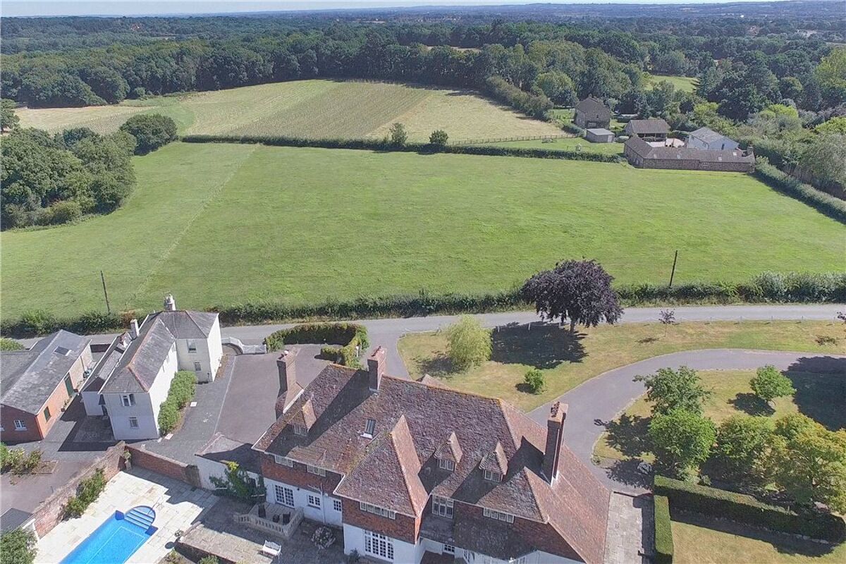 house for sale in Coldharbour Lane, Hildenborough, Tonbridge, Kent