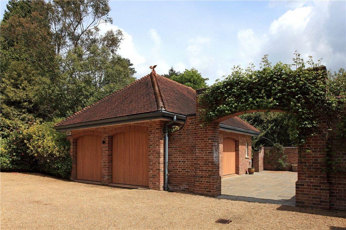 house for sale in Bayleys Hill, Sevenoaks, Kent, TN14 SEV130091