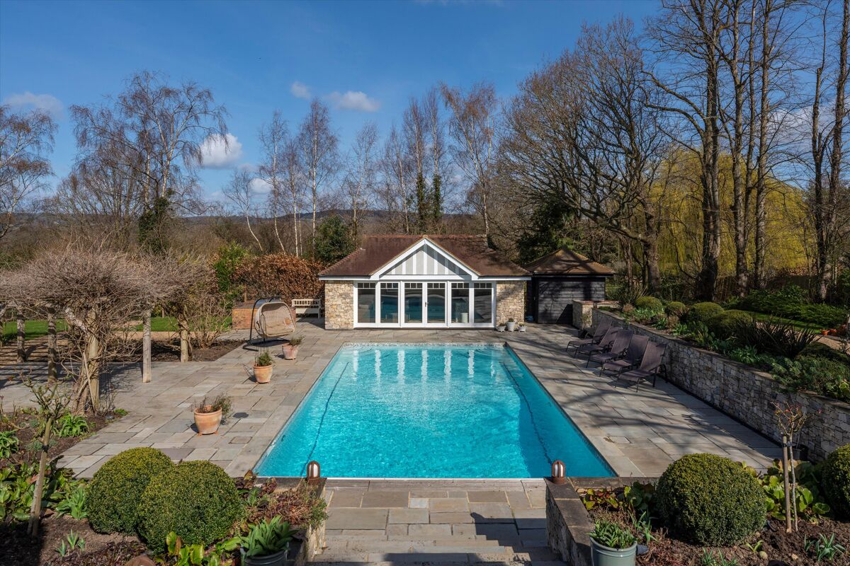 house for sale in Roodlands Lane, Four Elms, Edenbridge, Kent, TN8