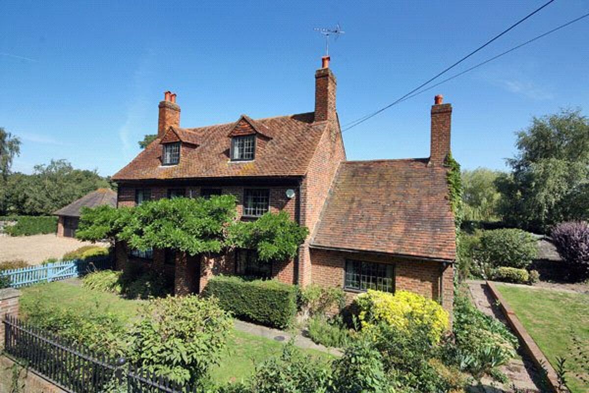 house for sale in Franks Lane, Horton Kirby, Dartford, Kent, DA4
