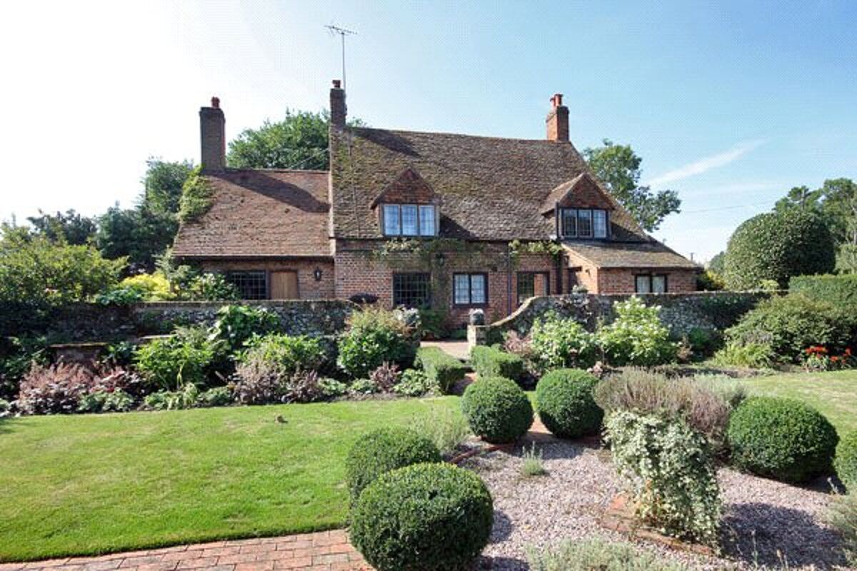 house for sale in Franks Lane, Horton Kirby, Dartford, Kent, DA4