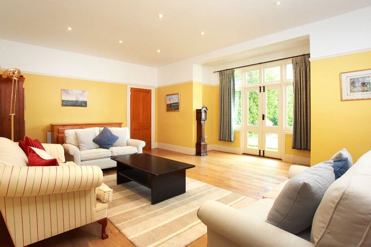 house for sale in Hildenborough Road, Shipbourne, Tonbridge, Kent, TN11