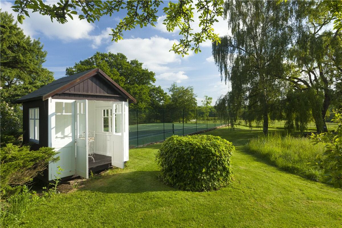 house for sale in Coldharbour Lane, Hildenborough, Tonbridge, Kent