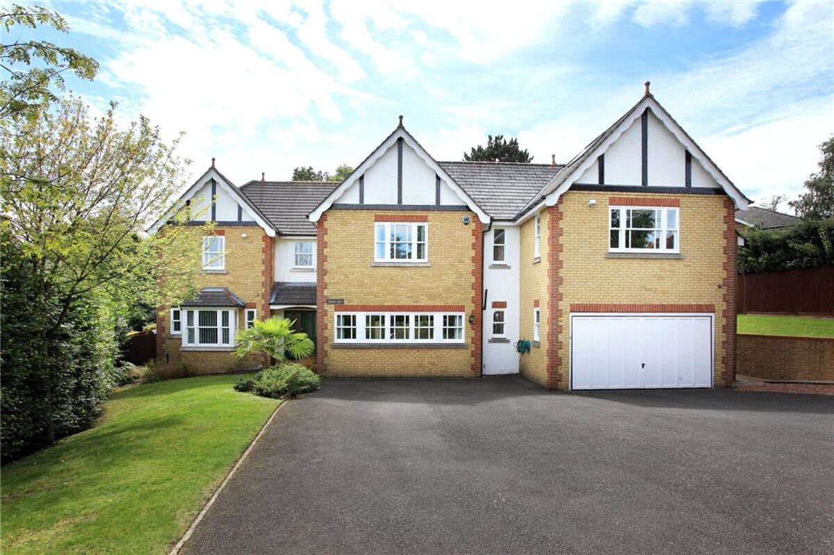 house for sale in Hollybush Close, Sevenoaks, Kent, TN13 SEV140253