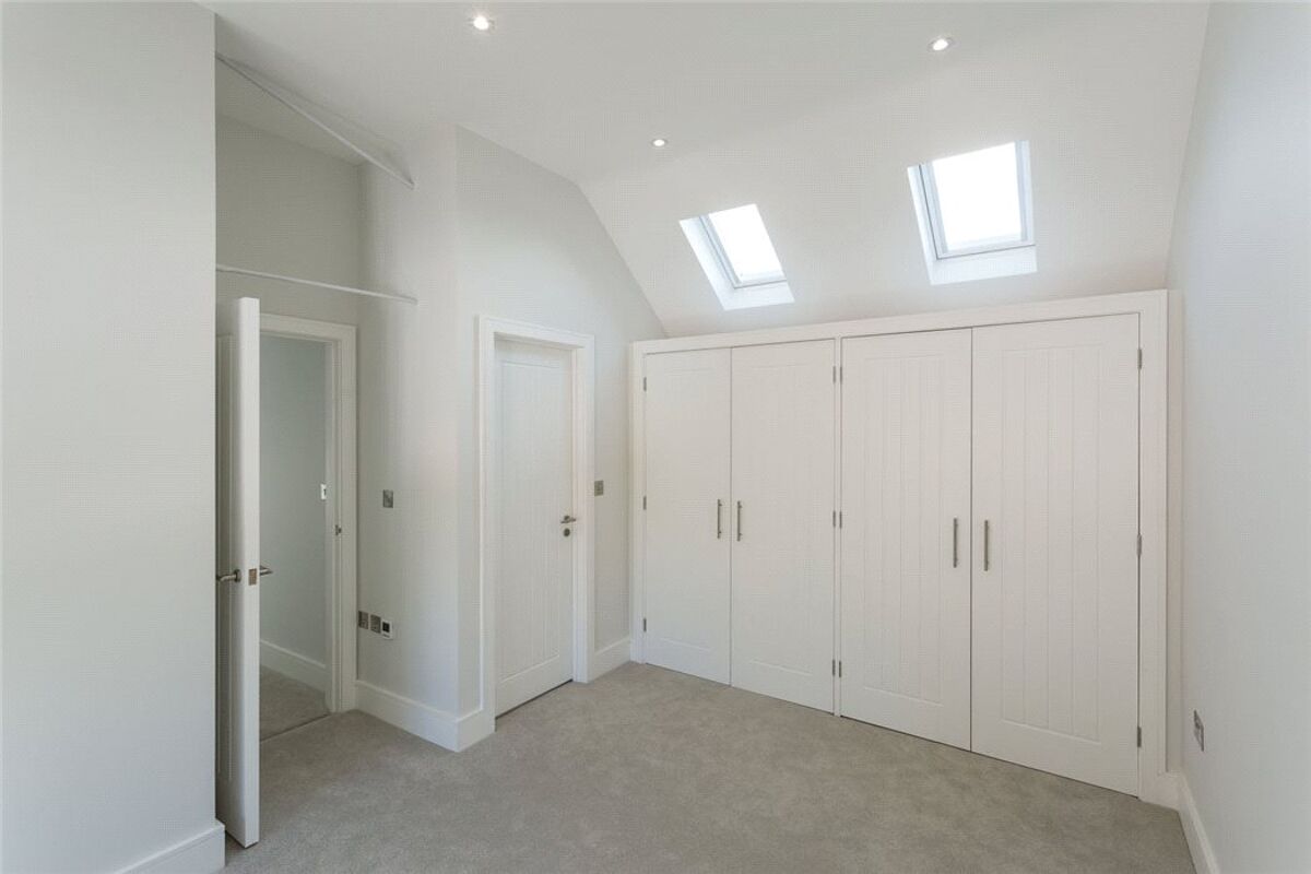 house for sale in St. Johns Hill, Sevenoaks, Kent, TN13 SEV140336