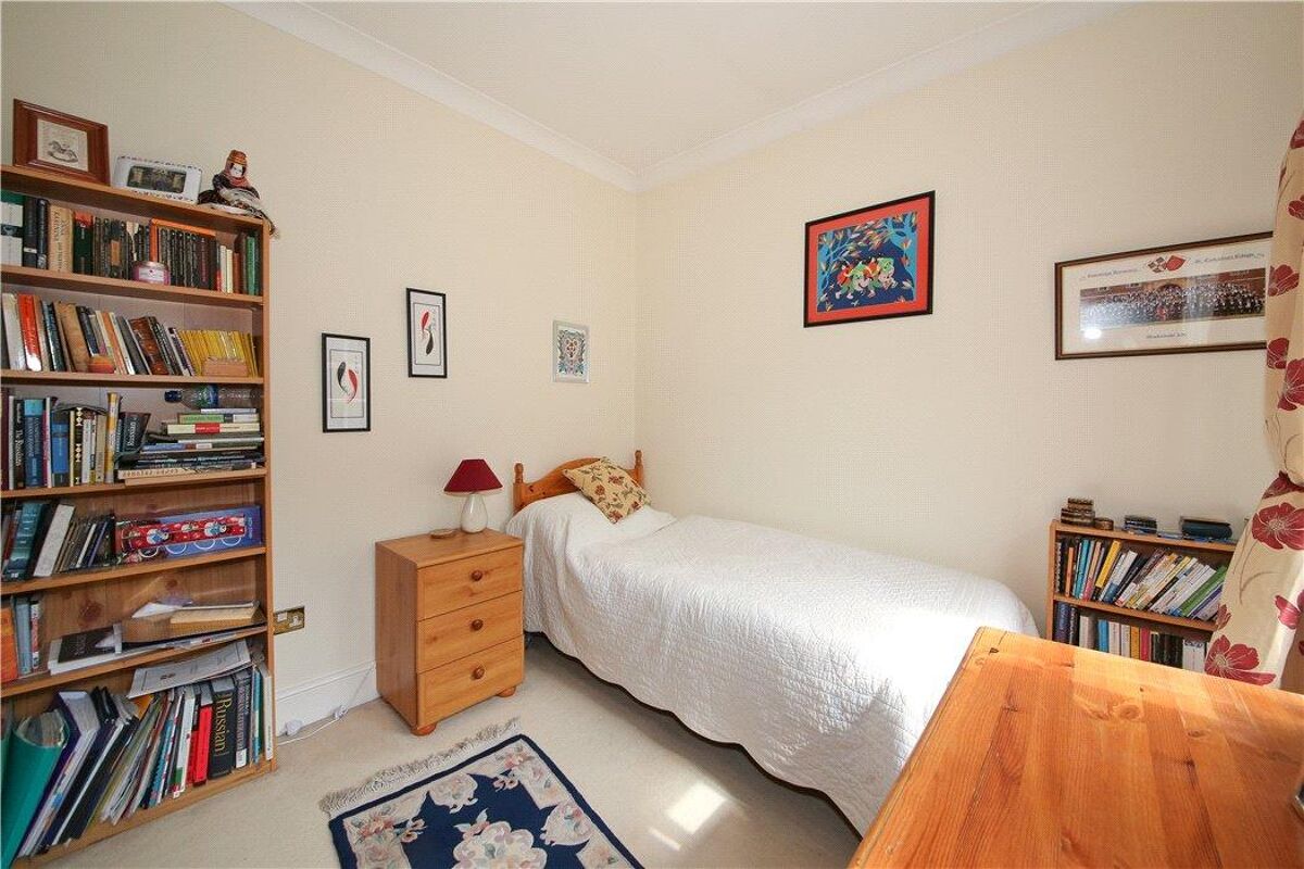 house for sale in Vine Lodge Court, Holly Bush Lane, Sevenoaks, Kent