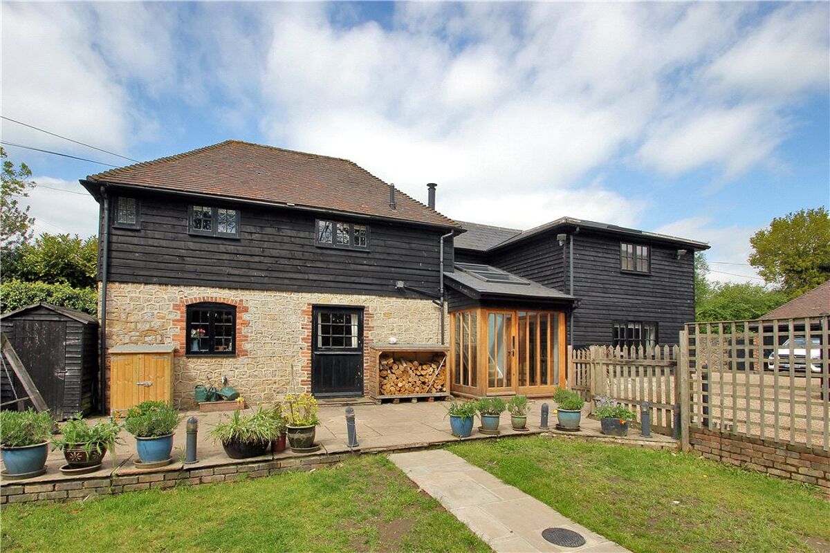 house for sale in Goddington Lane, Harrietsham, Maidstone, Kent, ME17