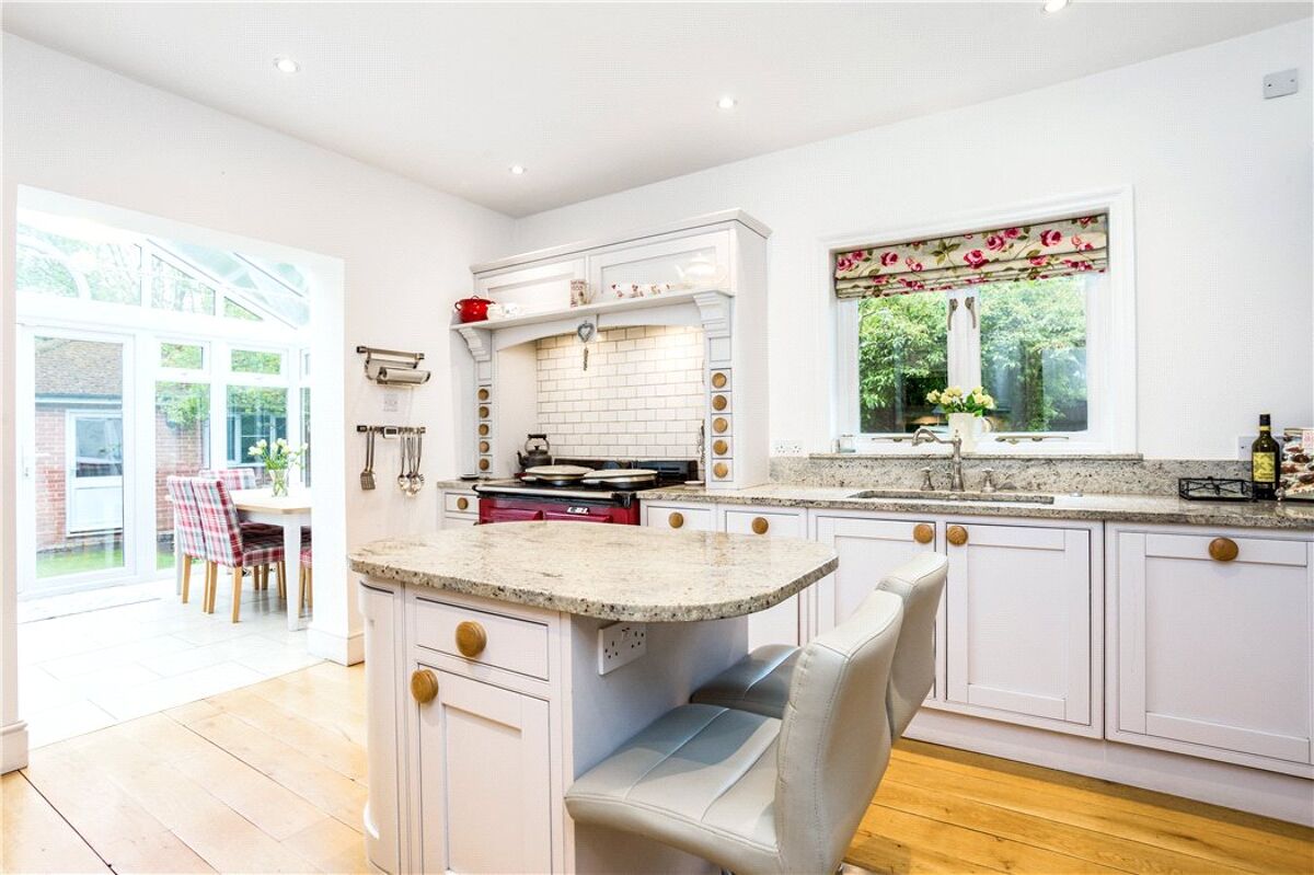 house for sale in Oak Lane, Sevenoaks, Kent, TN13 SEV150118 Knight