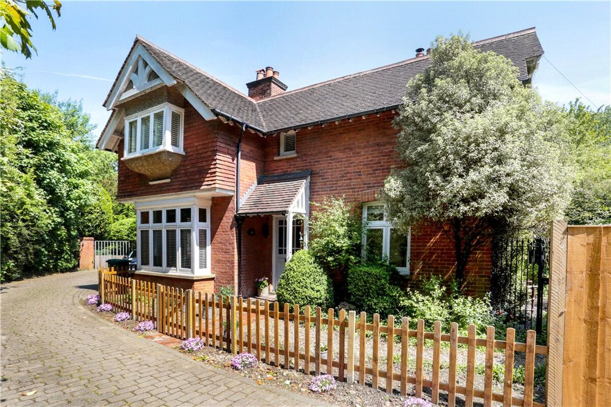 house for sale in Oak Lane, Sevenoaks, Kent, TN13 SEV150118 Knight