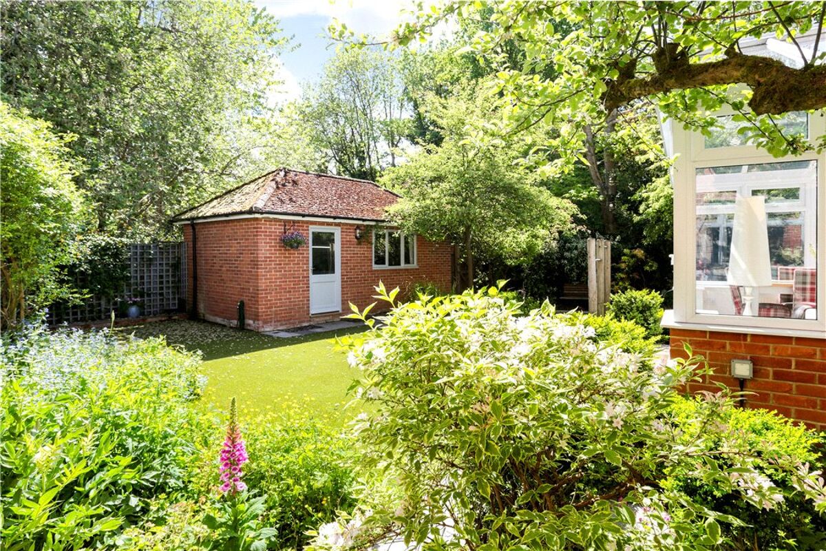 house for sale in Oak Lane, Sevenoaks, Kent, TN13 SEV150118 Knight