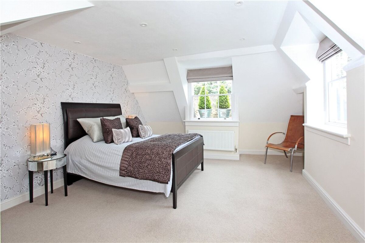 penthouse for sale in Douces Manor, St. Leonards Street, West Malling