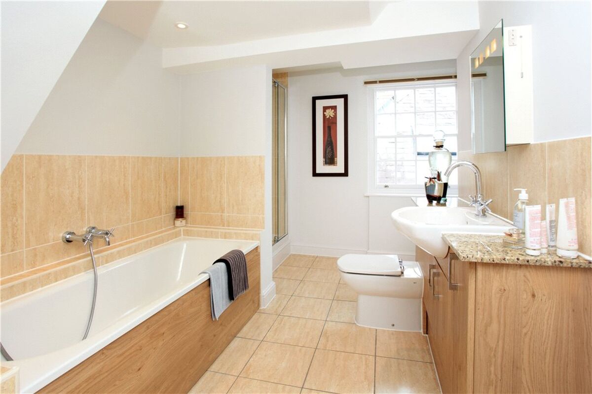 penthouse for sale in Douces Manor, St. Leonards Street, West Malling